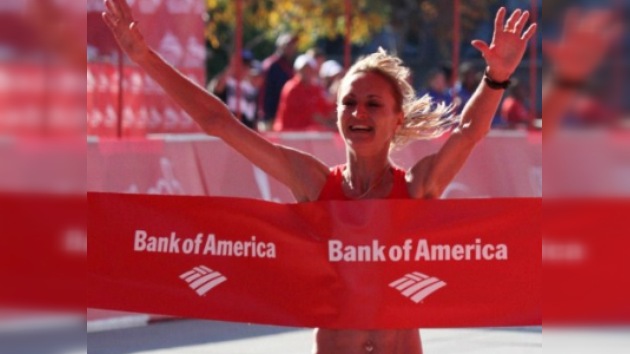 Maratón de Chicago: Lilia Shóbujova se lleva el oro por tercera vez consecutiva