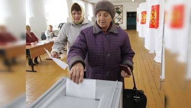En Rusia se celebran elecciones locales en 74 regiones del país