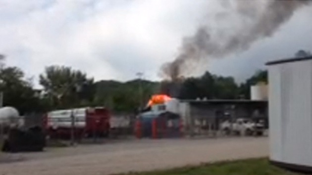 Al menos dos heridos en múltiples explosiones en una planta de gas en EE.UU.