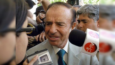 Ex presidente argentino, a juicio oral por "encubrir" atentado a mutual judía