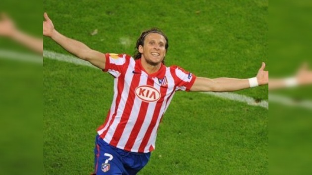 Forlán se despide del Atlético de Madrid y se pone a tiro del Inter