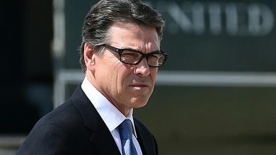 Acusan al gobernador de Texas de abuso de poder