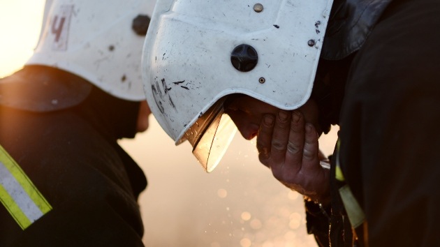 Evacúan a 600 personas por una insólita serie de incendios en el centro de Moscú