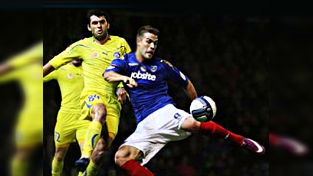 Rostov y Portsmouth juegan partido benéfico por la tragedia del Lokomotiv