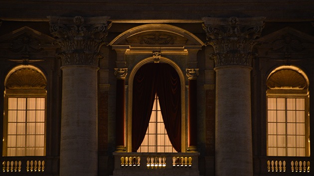 El pecado nunca estuvo tan cerca: sacerdotes viven al lado de una sauna gay en Roma