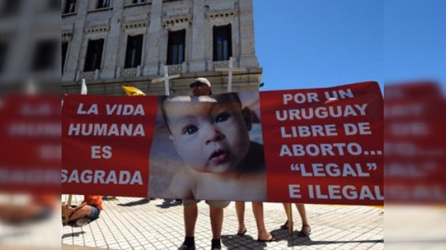 Senado uruguayo aprueba despenalización del aborto