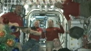 Video: Mensaje musical de año nuevo desde el espacio