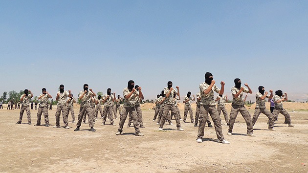 Reino Unido planeó la formación en Siria de un ejército de 100.000 rebeldes