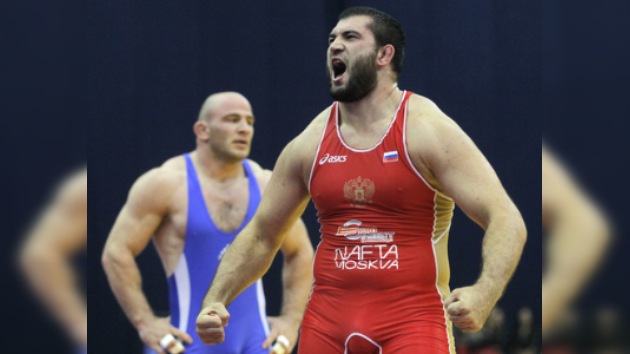 Rusia se apodera del Campeonato Mundial de Lucha