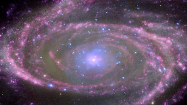 La materia oscura podría convertir estrellas de la Vía Láctea en agujeros negros