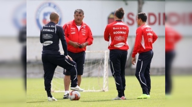 Expulsan a cinco jugadores de la selección chilena por indisciplina