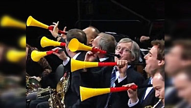 La Filarmónica de Alemania cambió cornos por vuvuzelas