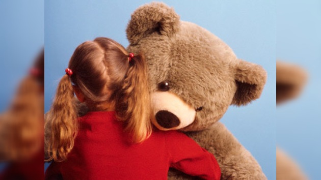 Intentan devolver a través de Facebook a un oso de peluche perdido