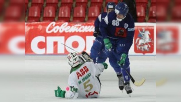Dinamo de Moscú se proclama bicampeón europeo de Bandy
