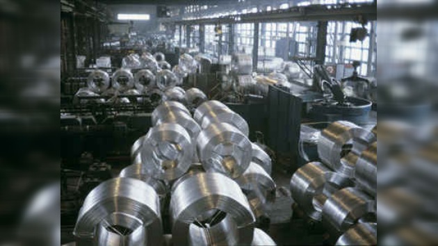 Gigante del aluminio ruso Rusal tiene preparada su OPV/IPO en Hong Kong