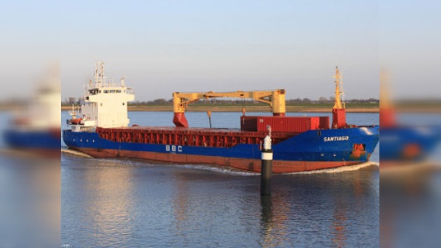 Policía de Chipre detiene un barco con armamento