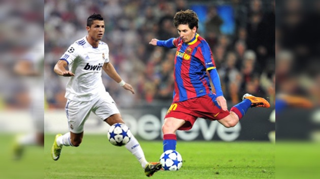 Clásico español: Barcelona busca liquidar la Liga y Madrid confía en el remonte