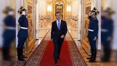 Medvédev acepta la propuesta de liderar el partido gobernante Rusia Unida
