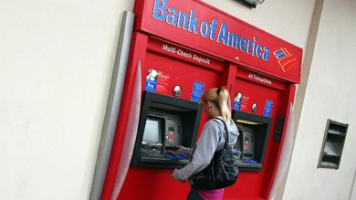Los bancos de EE.UU. afrontan la mayor retirada de dinero desde el 11-S