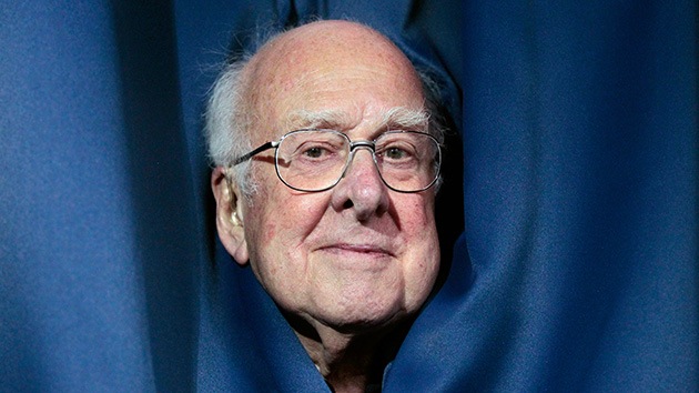 La sublevación de un ateo: Higgs insiste en dejar de llamar al bosón 'la partícula de Dios'