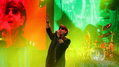 Facebook cumple el sueño de un enfermo de cáncer letal acercándole a Scorpions