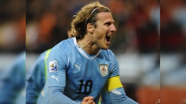 Forlán es el máximo goleador histórico de Uruguay