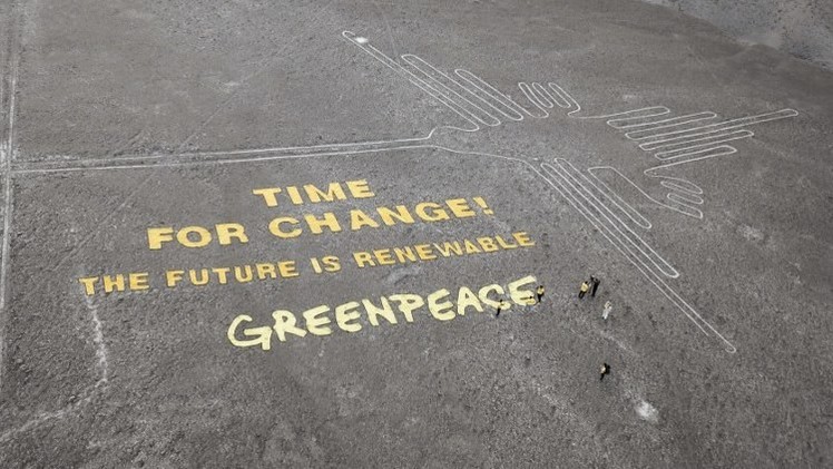 Video: Un dron graba el daño causado por Greenpeace a las Líneas de Nazca