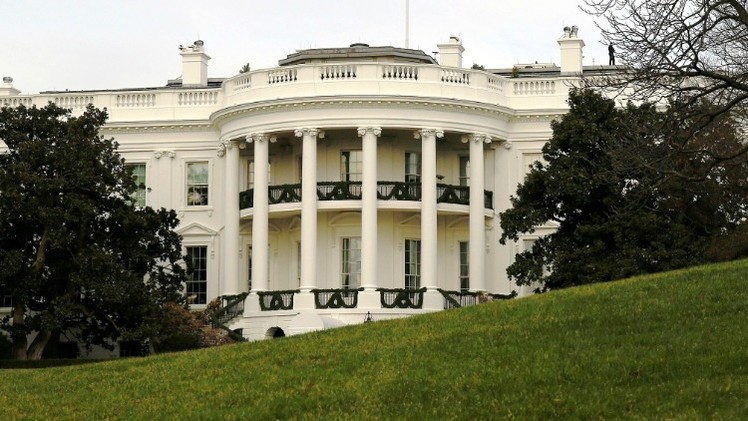 Obama firma un proyecto de ley para imponer sanciones a Venezuela