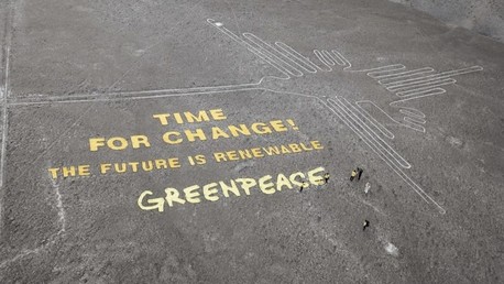 Video: Un dron graba el daño causado por Greenpeace a las Líneas de Nazca