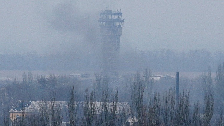 Enfrentamientos en el aeropuerto de Donetsk
