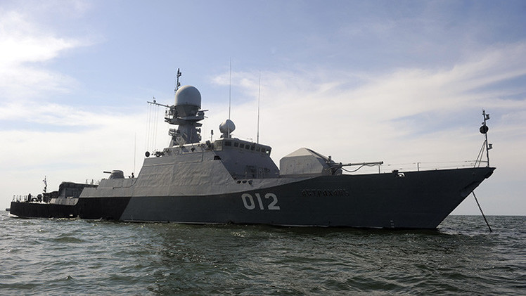 Rusia emprende urgentes maniobras navales en el mar Caspio