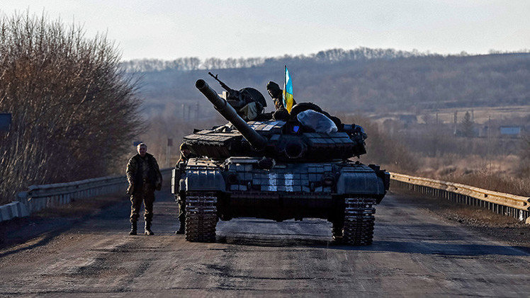 EE.UU. estudia proporcionar a Ucrania una ayuda militar de 1.000 millones de dólares