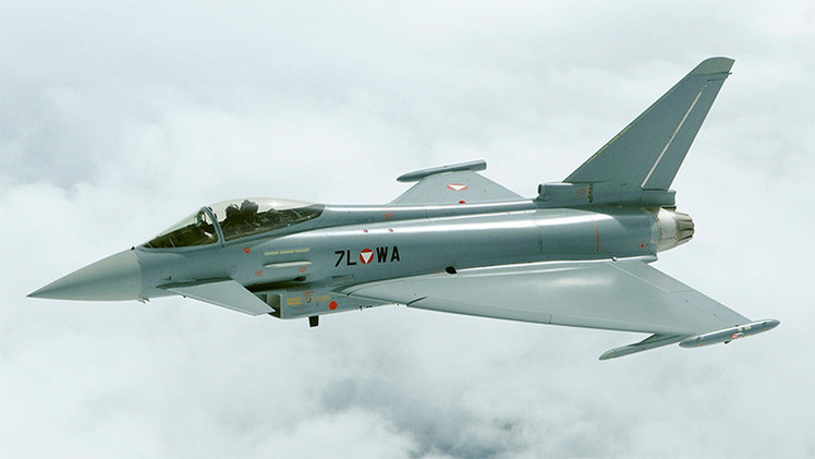 Letonia despliega cazas para interceptar supuestos aviones militares rusos