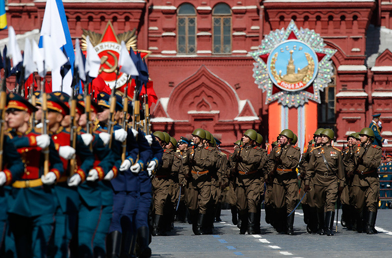 La Plaza Roja acoge el mayor desfile militar de la historia moderna de