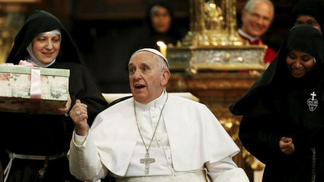 Los regalos más curiosos entregados al papa Francisco