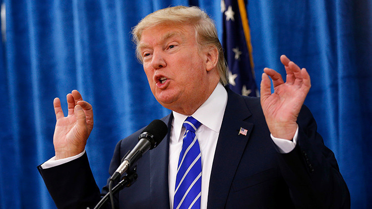 Donald Trump afirma que estaría dispuesto a arrebatarle el petróleo al Estado Islámico