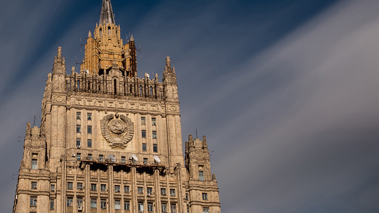 "Rusia no nombra ni despide a presidentes extranjeros ni por sí misma ni en complicidad"