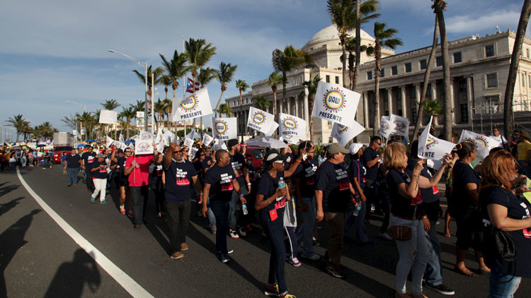 'Periodo de las grandes migraciones': miles de puertorriqueños abandonan la isla