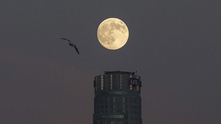 5 curiosidades sobre el eclipse de la 'superluna de sangre' que esta noche 'deslumbrará' a la Tierra