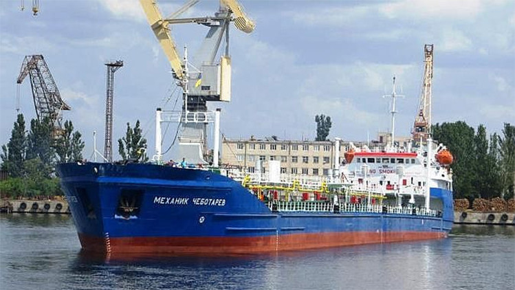 El líder checheno Kadýrov logra liberar a los tripulantes del petrolero ruso detenido en Libia