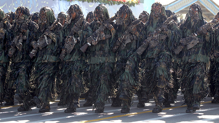 El Ejército de Irán lanza maniobras militares a gran escala en el oeste del país