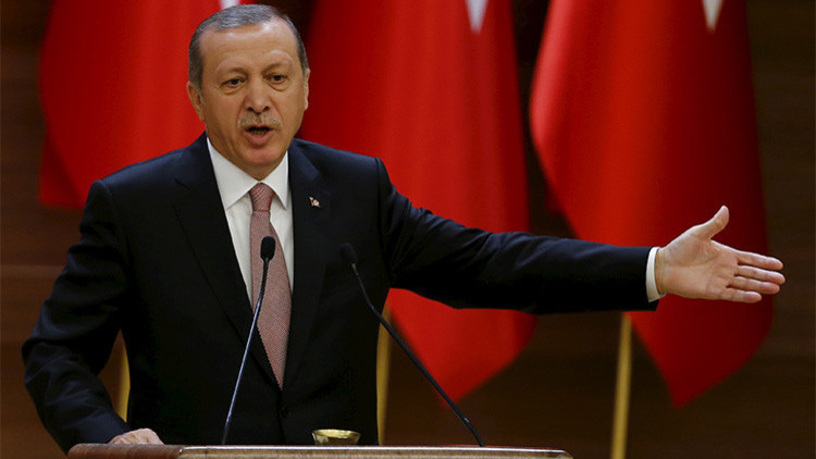 Lavrov sobre Erdogan: El ladrón juzga por su condición