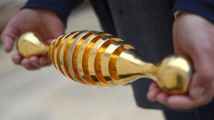 Un usuario de Facebook resuelve el enigma del artefacto de oro que desconcertó a los arqueólogos