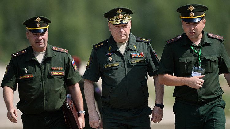 Rusia podría desplegar sus tropas terrestres en Crimea de ser necesario