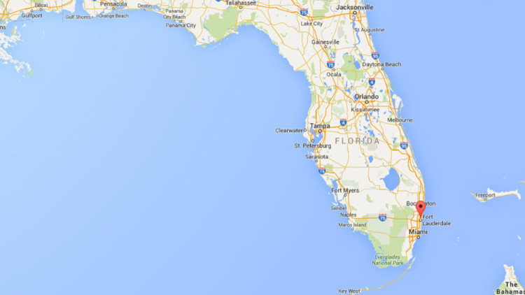 EE.UU.: Se incendia en Florida un tren de pasajeros después de descarrilar
