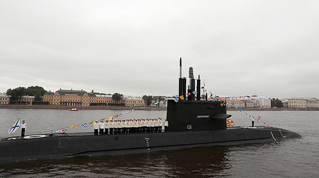 El submarino ruso Sankt-Peterburg (San Petersburgo)