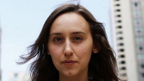 La nueva Einstein: cómo una joven latina conquista el mundo de la ciencia