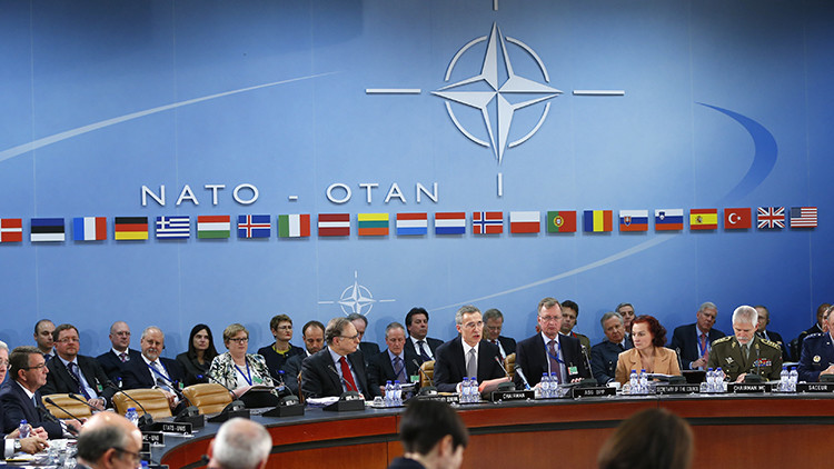 "La colaboración entre Rusia y la OTAN se ve paralizada por culpa de la alianza"