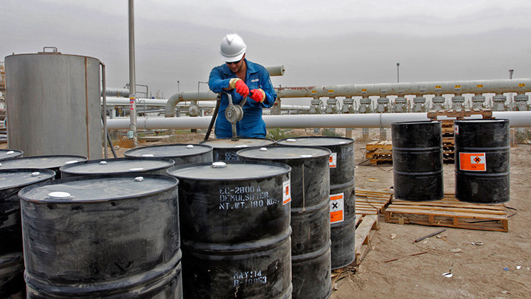 La OPEP invita a EE.UU. a negociar la congelación de la producción petrolera