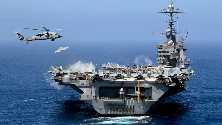 Los portaaviones de EE.UU. son ineficaces ante las amenazas que representan China, Irán y Rusia 